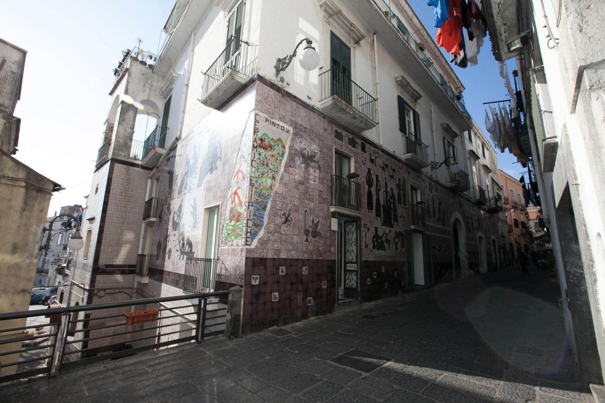 B&B Palazzo Pinto Vietri Exteriör bild