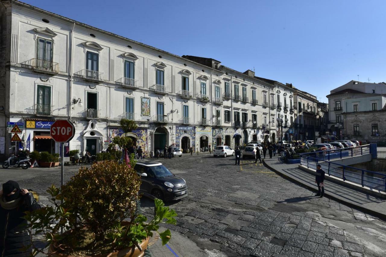 B&B Palazzo Pinto Vietri Exteriör bild